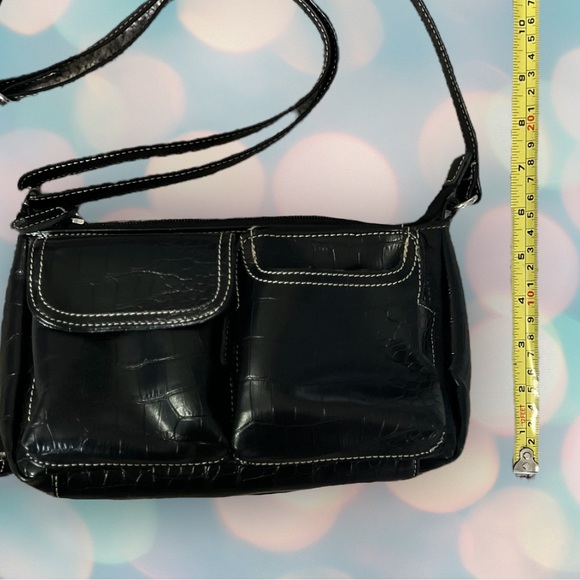 Women’s Black Leather Crossbody Handbag Purse - Picture 4 of 6